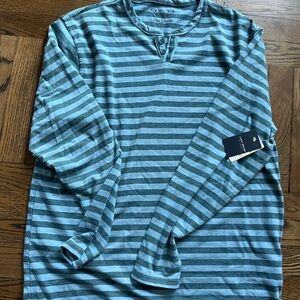 Men’s NWT lucky soft shirt